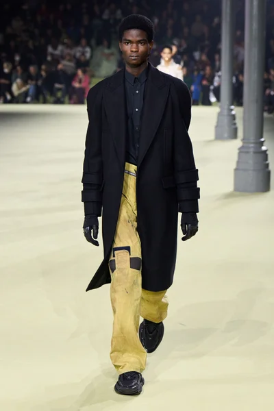 Look 42